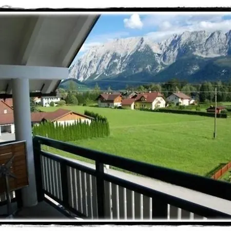 Landhaus Jasmin Sarsteinblick Ausgezeichnet Mit 4 Kristallen